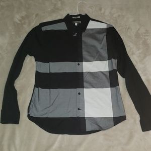 Fitted Express button down